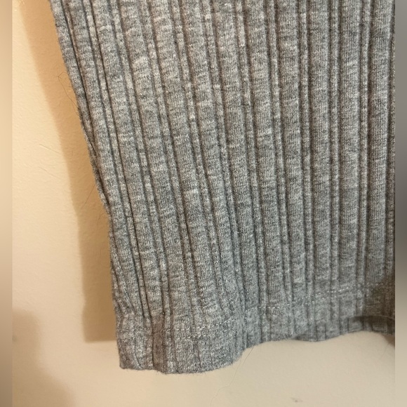 Semi-cropped ribbed long sleeve buttoned shirt - size M - Picture 7 of 7